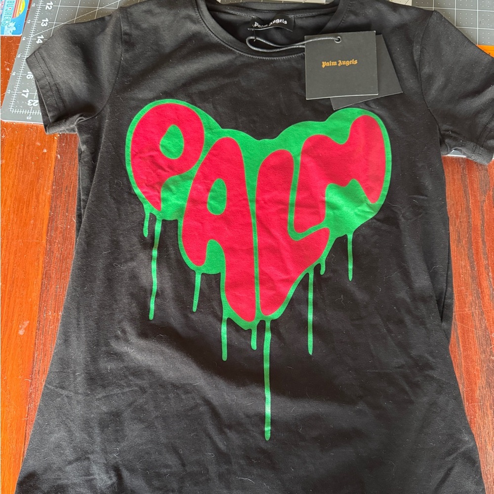 NWT Palm Angels Spray Heart t-shirt